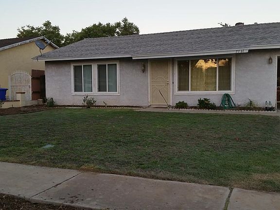 3rd image of 7737 Palo Verde Ave