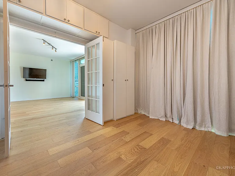 757 N Orleans St #804 — Photo 6
