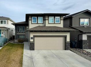 317 SW Moonlight Way W, Lethbridge, AB T1J5J8