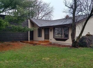 273 Langton Ln, Bloomingdale, IL 60108