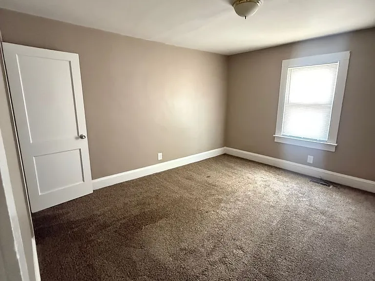 300 Higgs St — Photo 16