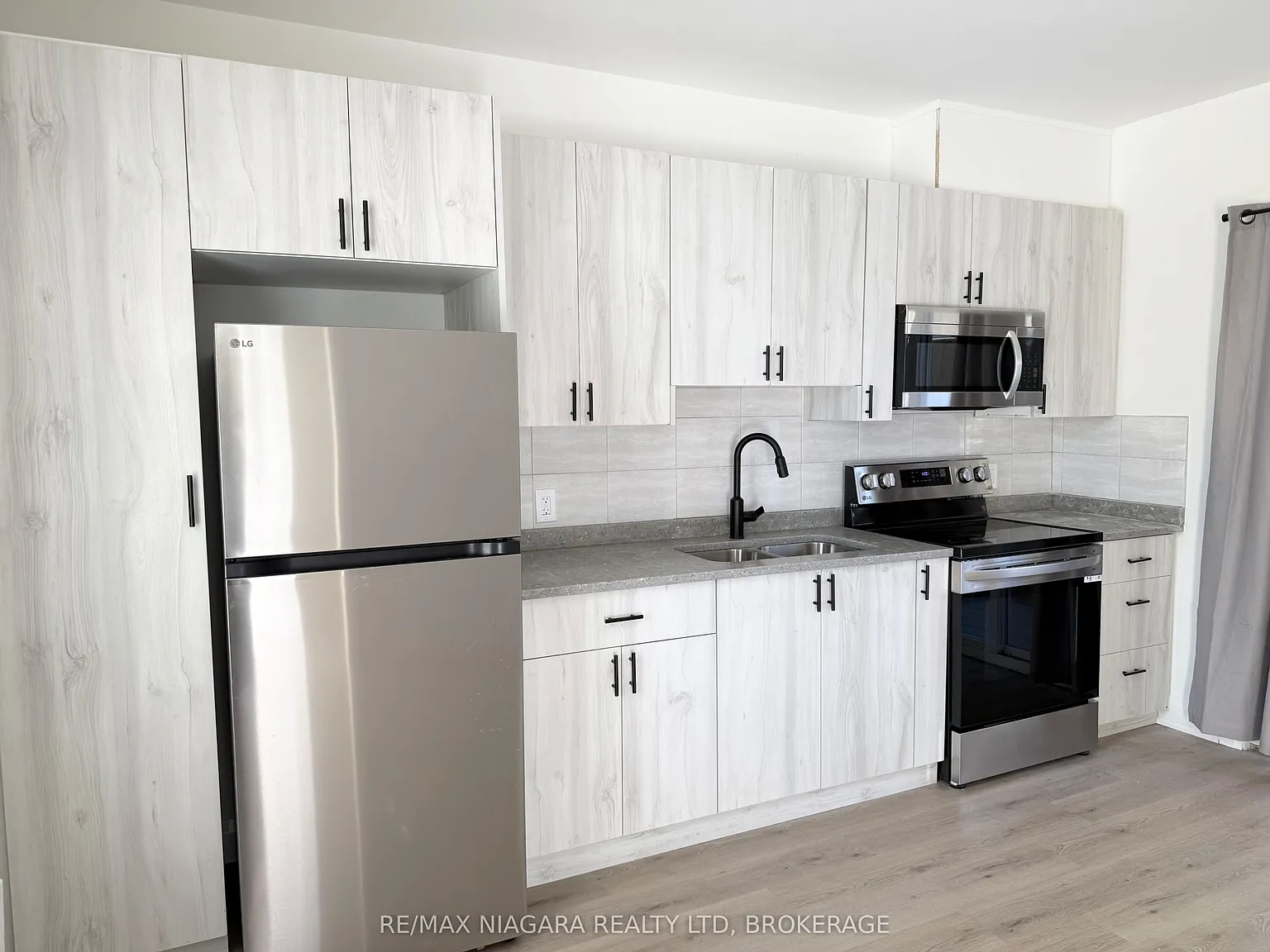1 bed, $1,650 — Photo 4
