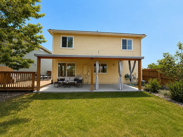 21315 E 40th Ave — Photo 16