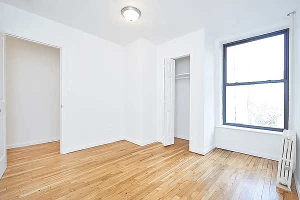 Rented by REAL New York | media 11