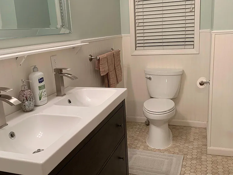 1727 River Rd — Photo 12