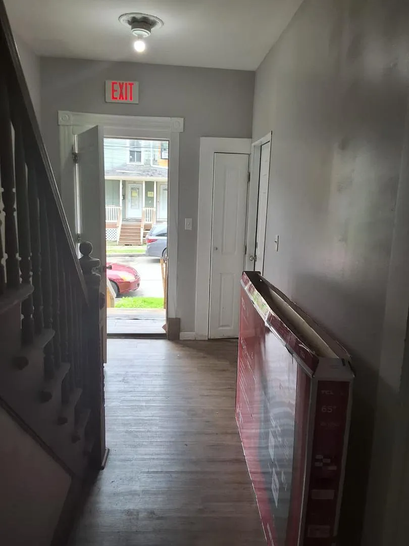 84 Carson Ave. - 1st Floor — Photo 3