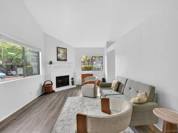 8356 Via Sonoma Unit D, La Jolla, CA 92037
