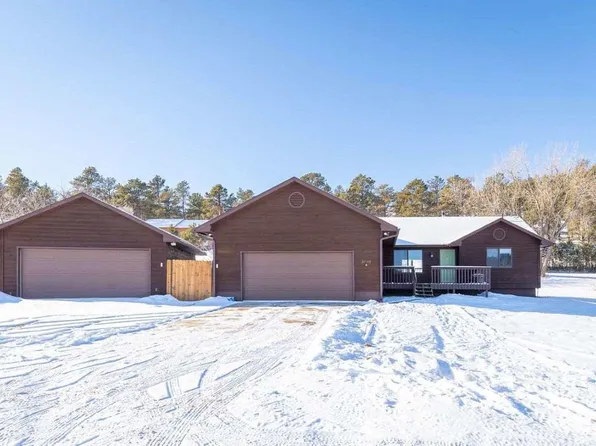 21043 Torrey Pines Ct, Sturgis, SD 57785