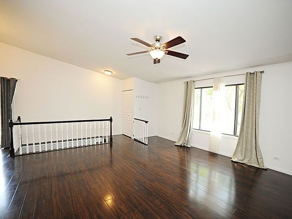 5th image of 1101 Eisenhower Ct #1101