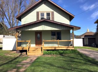 709 S Kimberly Ave, Iron Mountain, MI 49801
