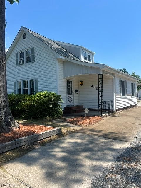 2nd image of 230 Hampton Roads Ave