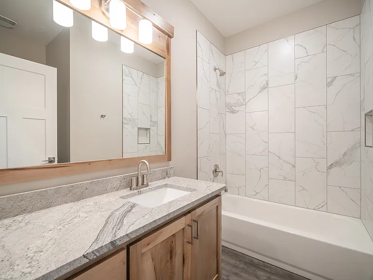 1927 Jennie Lee Dr #104 — Photo 21