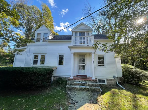 13488 Monterey Ln, Blue Ridge Summit, PA 17214