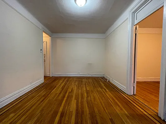 Rented by Hillel Realty Group | media 5