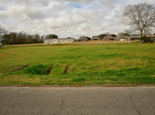 110 Country Garden Ln, Lafayette, LA 70507