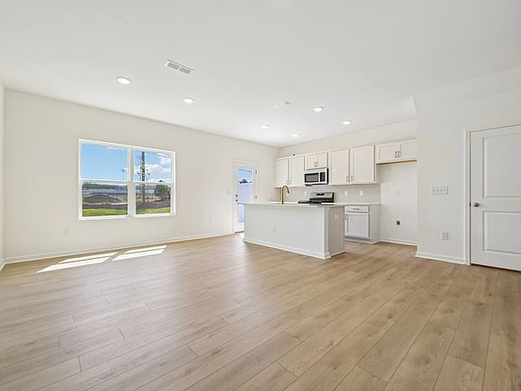 1616 Mirth Court, Homesite 297 Interior Image 2