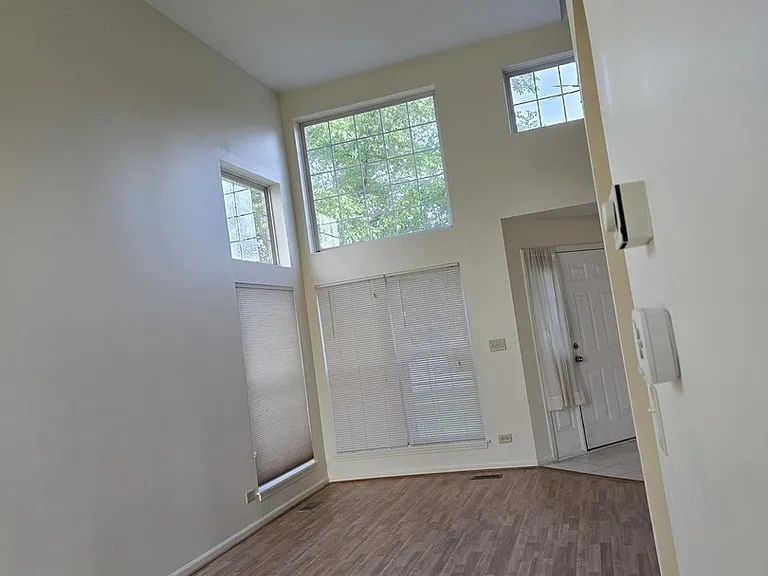2135 Feldott Ln — Photo 29