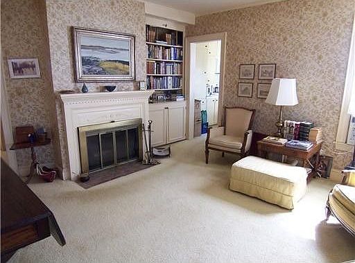 4th image of 31 Maine St