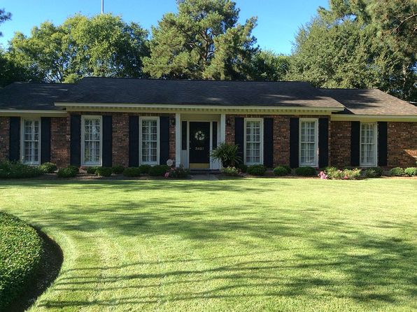 3621 Lancaster Ln