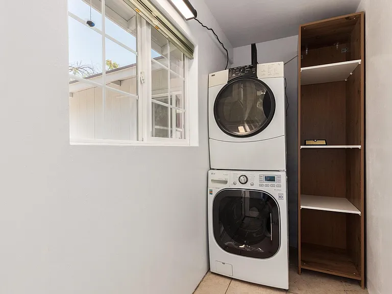 Free Laundry