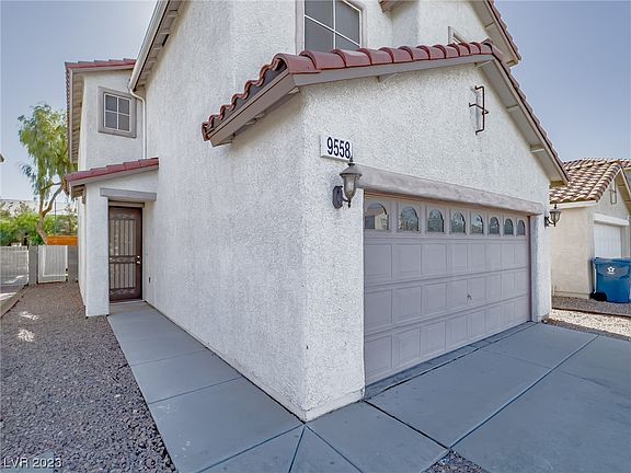 4th image of 9558 Green Spruce St