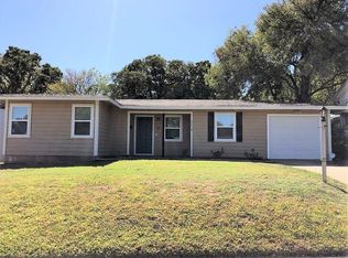 5516 Wainwright Dr, Fort Worth, TX 76112