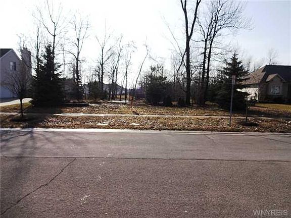 2nd image of 126 Covent Garden Ln