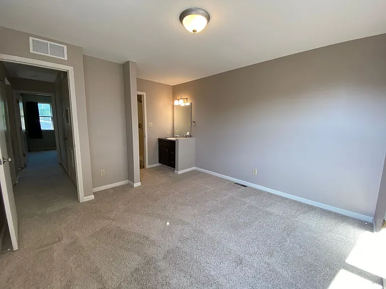 815 Mission Ave — Photo 12