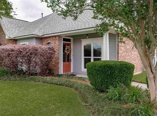 6684 Woodside Dr, Zachary, LA 70791