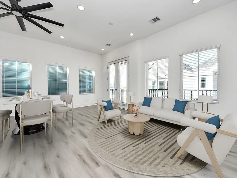 3010 Jensen Springs Ln — Photo 13