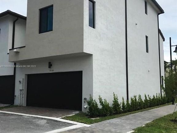 4th image of 4920 NW 83rd Ave