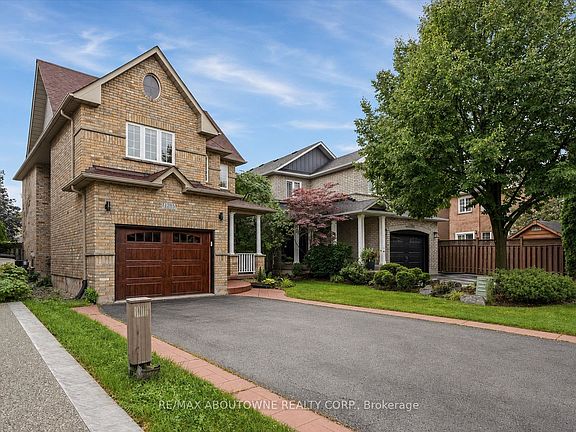 3rd image of 1282 Parkhurst Dr