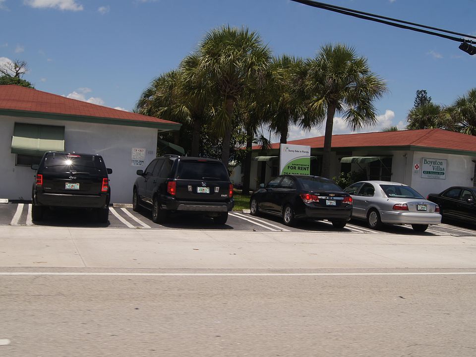 2nd image of 401 S Seacrest Blvd #8