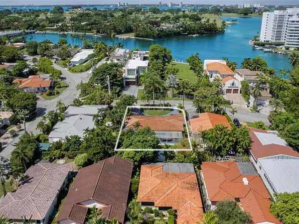 9217 Bay Dr, Surfside, FL 33154