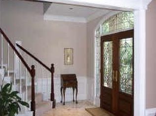 415 Sandy Blf, Houston, TX 77079