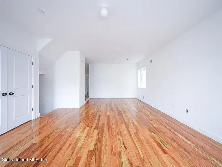 136 Beach St #2 — Photo 9