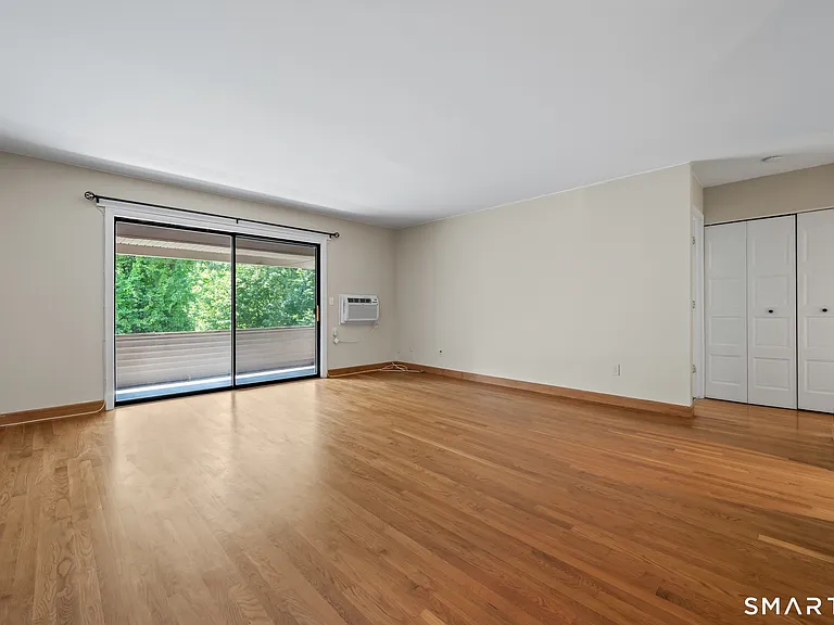 565 Talcottville Rd #1C5 — Photo 6