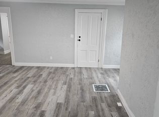 206 Maple Ave #A, La Porte, IN 46350