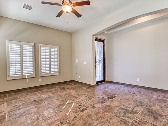 4th image of 3852 Loma Cortez Dr