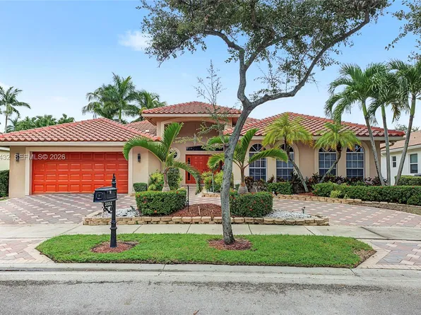 3852 Oak Ridge Cir, Weston, FL 33331