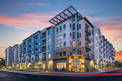 Overture Kierland 55+ Apartment Homes Photo 1