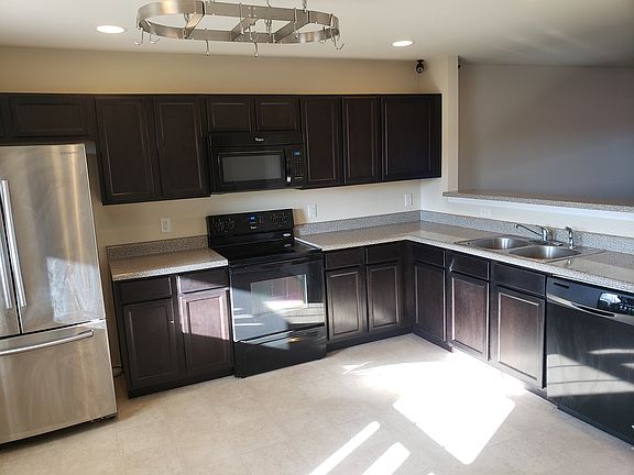 5th image of 9212 S 251 East Ave