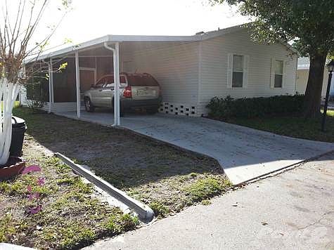 parking for 2, screened lanai