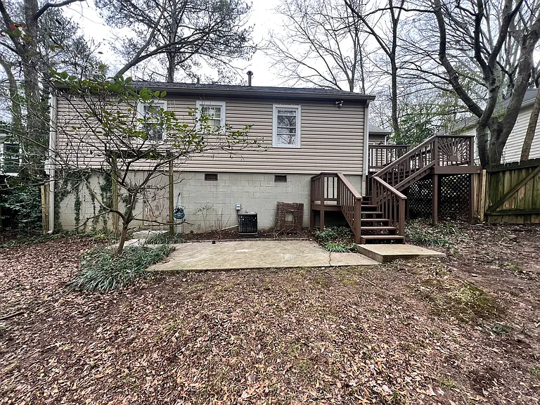 1568 Braeburn Dr SE — Photo 11