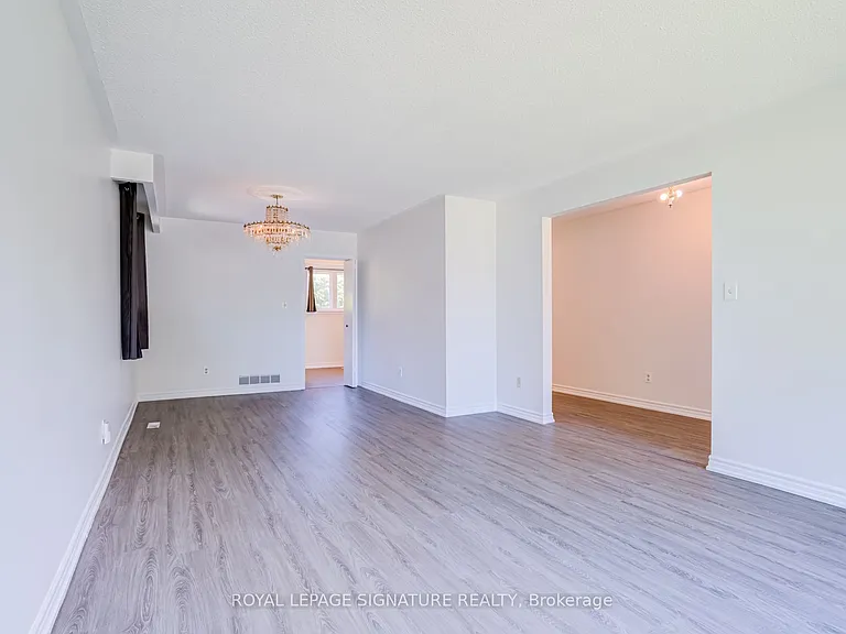 141 Oakmeadow Blvd #MAIN — Photo 11