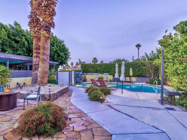 557 S Calle Palo Fierro, Palm Springs, CA 92264
