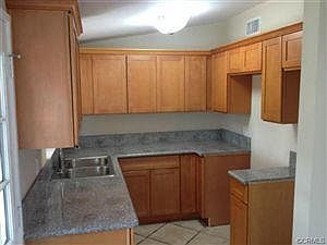 4th image of 2072 Salerno Ave