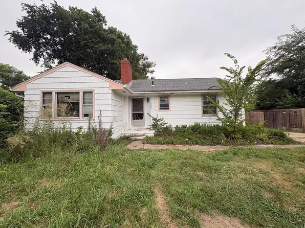 5049 N Brighton Ave, Kansas City, MO 64119