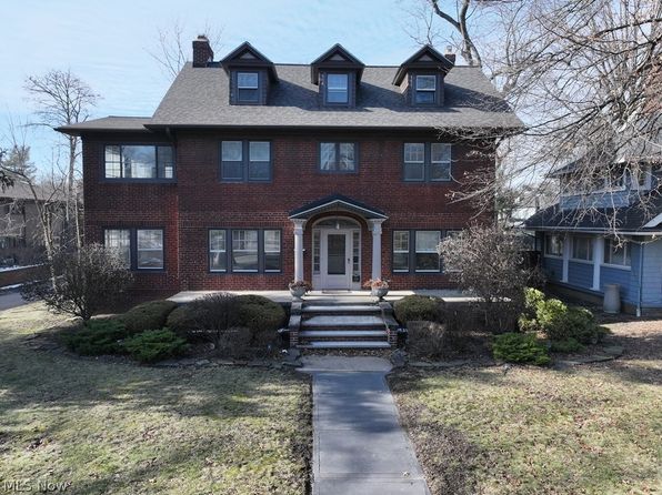 2501 Euclid Heights Blvd