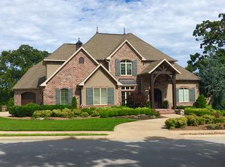 404 Cascade Ln, Cave Springs, AR 72718